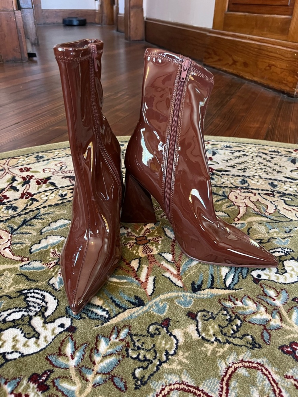 Steve Madden Brown Patent Pointed Toe Sculpted Block Heel Boots